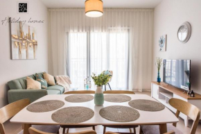 Mira Holiday Homes - 2 bedroom Hayat Boulevard in Townsquare - Great Family Activities